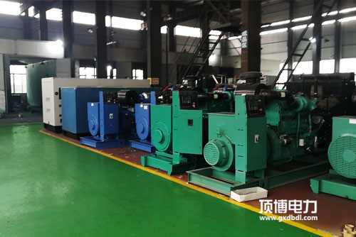 数据中心全自动柴油发电机组用哪个品牌好？推荐康明斯或玉柴