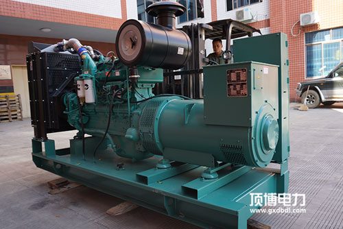 柴油发电机组维护时添加加水箱宝是什么？
