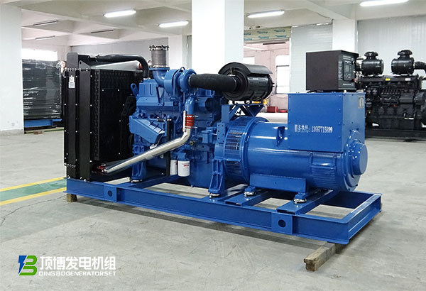 柴油发电机?；? width=